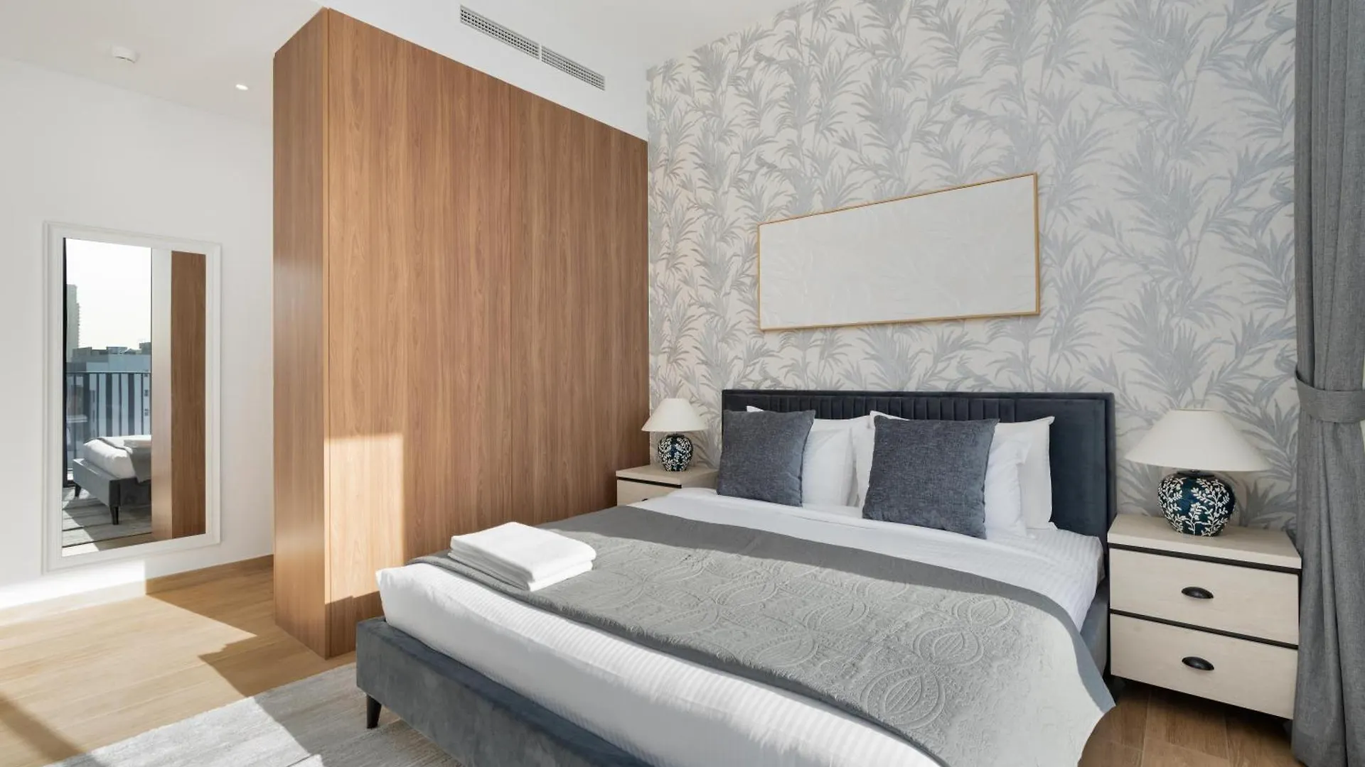 White Sage Hamilton House New 1Br Apartment Dubai
